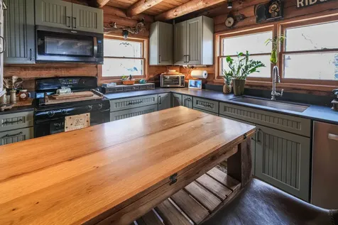 2 Macdonald Lane Ludlow VT 05149