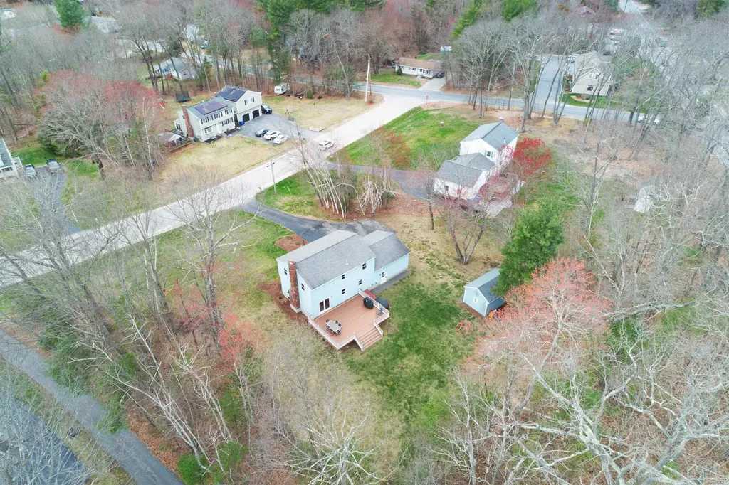 4 Williams Drive Hudson NH 03051