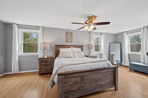 4 Williams Drive Hudson NH 03051