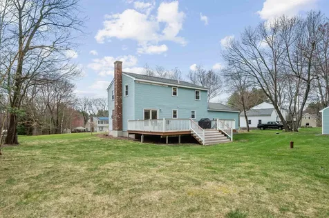 4 Williams Drive Hudson NH 03051