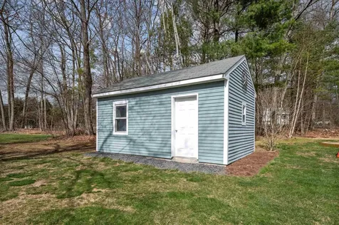 4 Williams Drive Hudson NH 03051