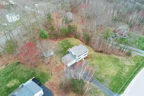 4 Williams Drive Hudson NH 03051