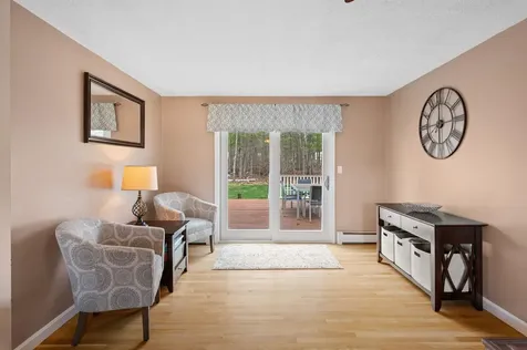 4 Williams Drive Hudson NH 03051