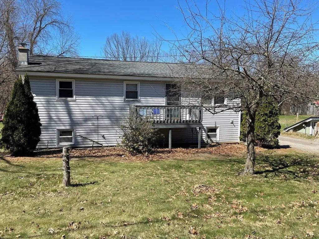 60 Gentes Road Essex VT 05452