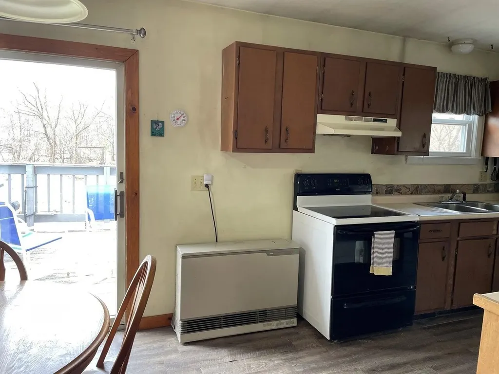 60 Gentes Road Essex VT 05452