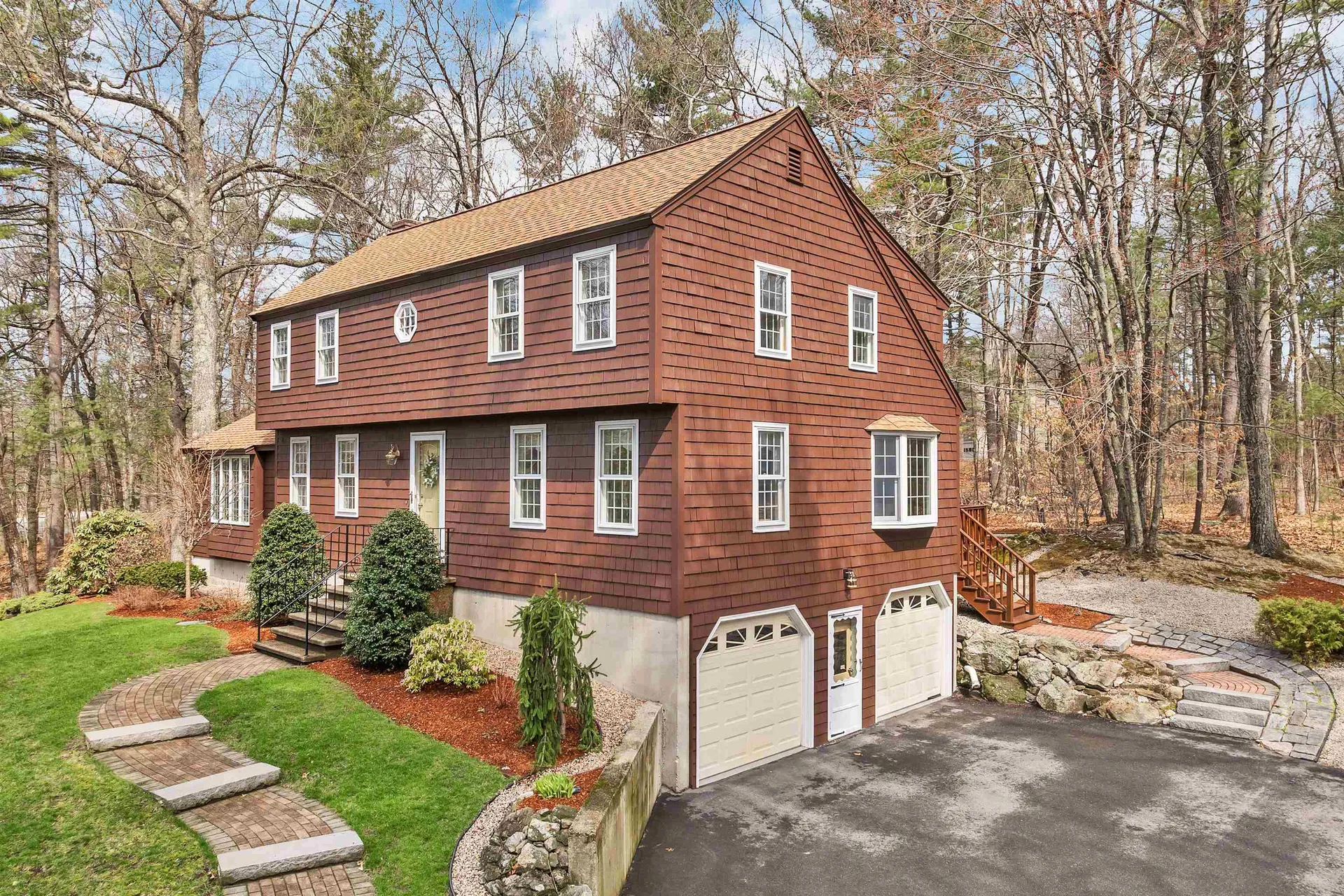 12 Autumn Street Windham NH 03087