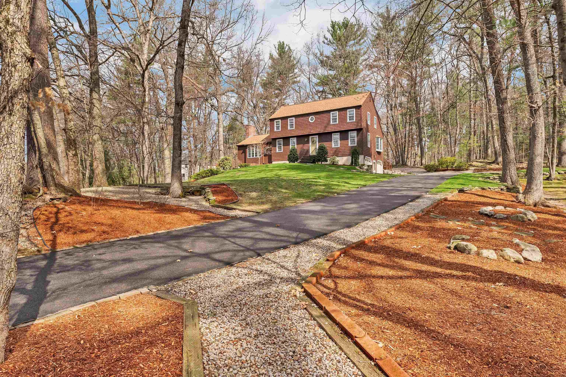 12 Autumn Street Windham NH 03087