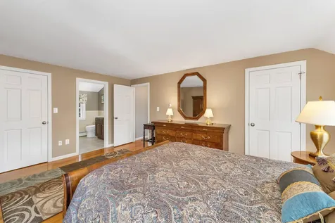 12 Autumn Street Windham NH 03087