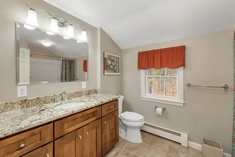 12 Autumn Street Windham NH 03087