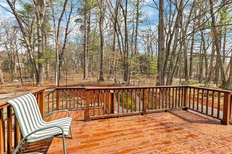 12 Autumn Street Windham NH 03087