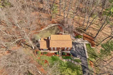 12 Autumn Street Windham NH 03087