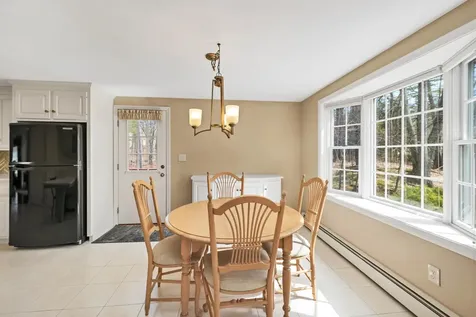 12 Autumn Street Windham NH 03087