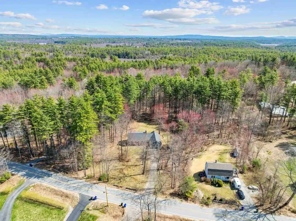 562 Page Road Bow NH 03304