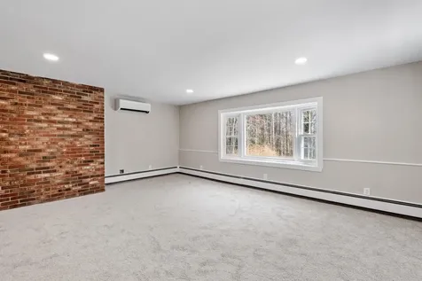 562 Page Road Bow NH 03304