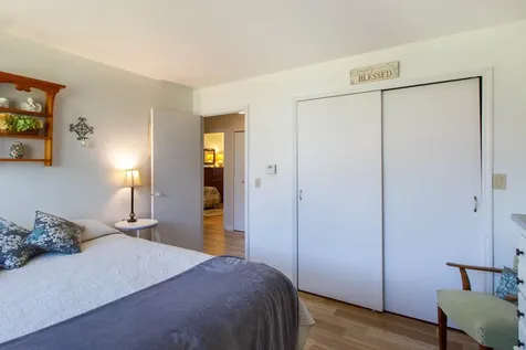 38 Holiday Point Road North Hero VT 05474