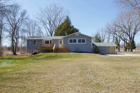 38 Holiday Point Road North Hero VT 05474