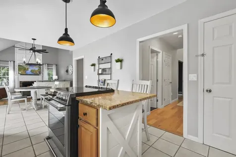 30 Lancaster Lane Bedford NH 03110