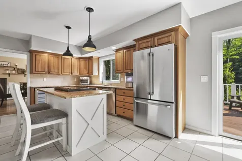 30 Lancaster Lane Bedford NH 03110