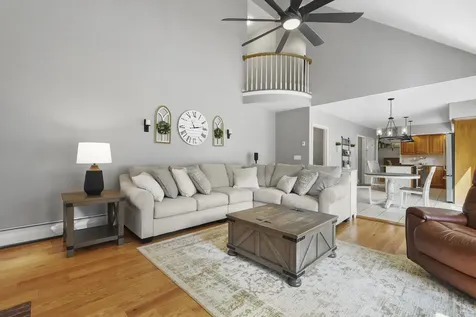 30 Lancaster Lane Bedford NH 03110