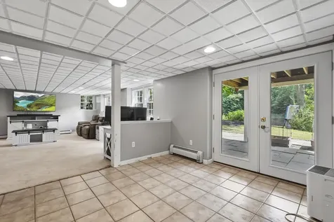 30 Lancaster Lane Bedford NH 03110