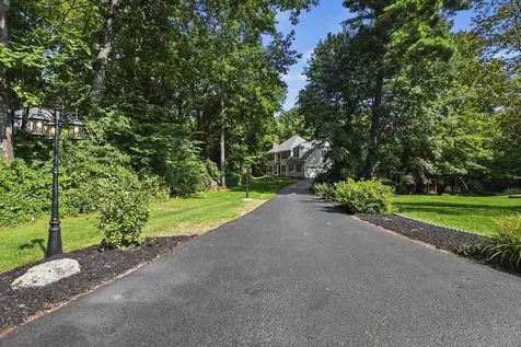 30 Lancaster Lane Bedford NH 03110
