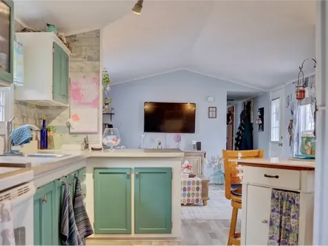 96 Hawthorne Lane Colchester VT 05446