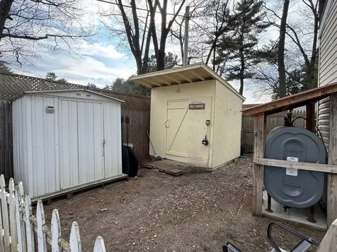 96 Hawthorne Lane Colchester VT 05446