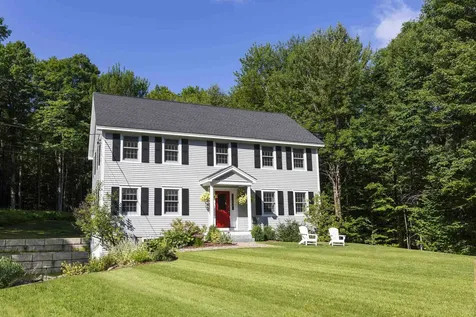 89 Northwood Lane New London NH 03257