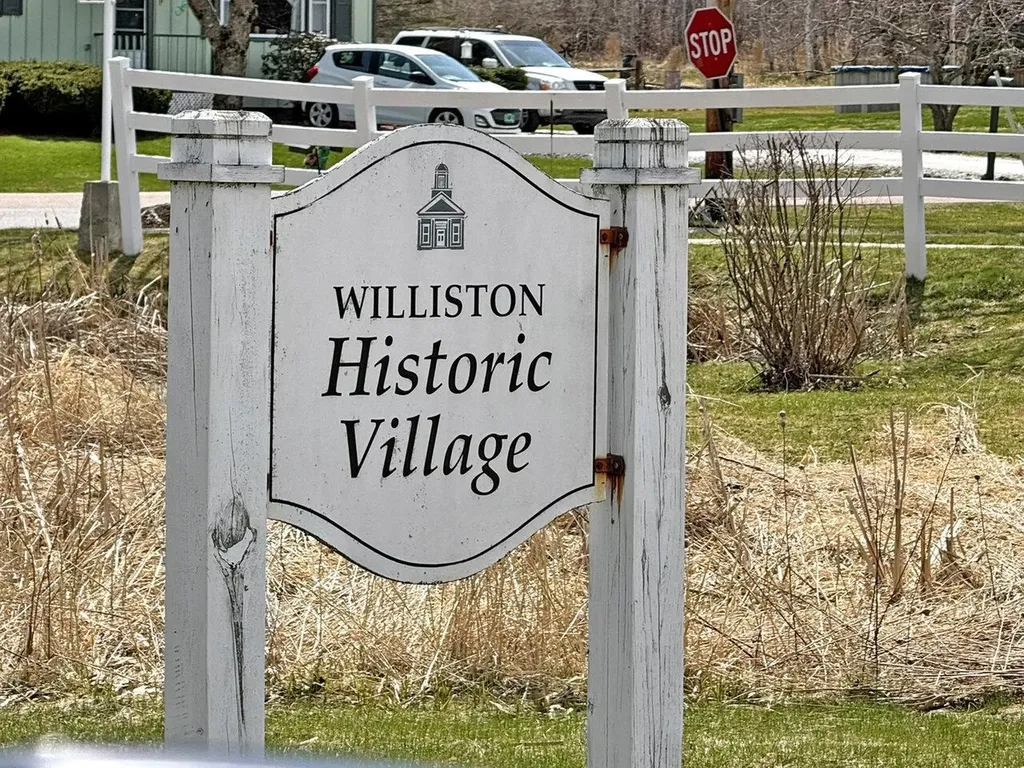 392 Commons Road Williston VT 05495