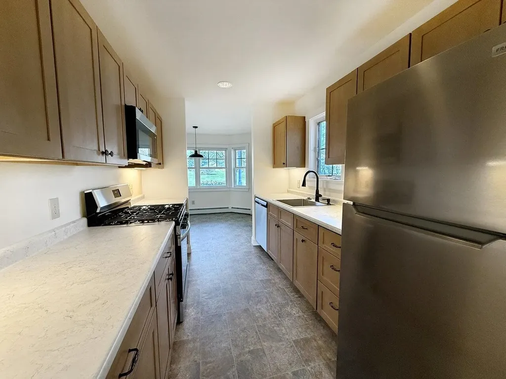 392 Commons Road Williston VT 05495