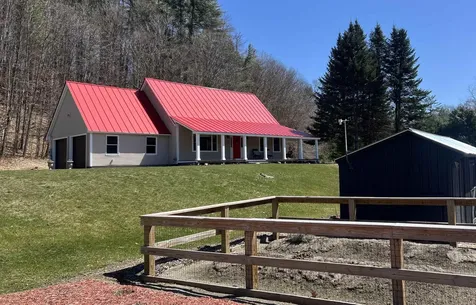 299 Handy Road Hartford VT 05001