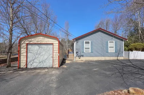 114 Varney Road Barnstead NH 03225