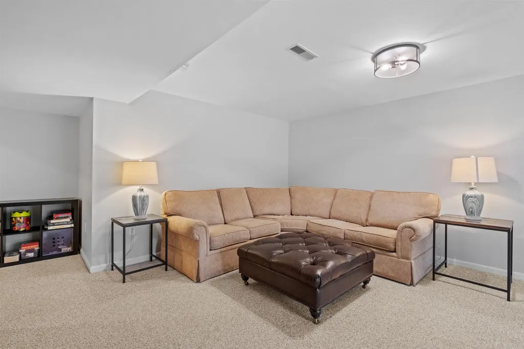 154 Woodland Loop Lincoln NH 03251