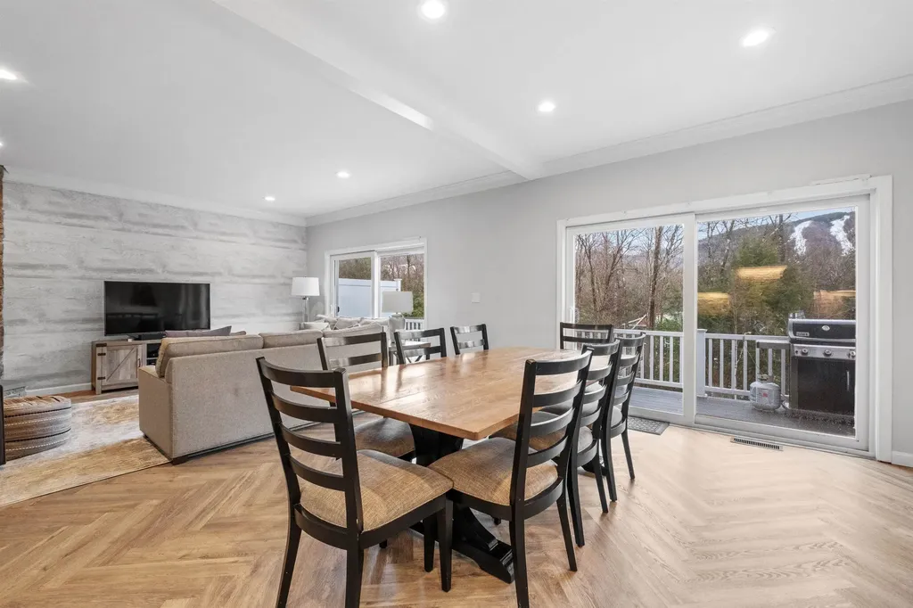 154 Woodland Loop Lincoln NH 03251