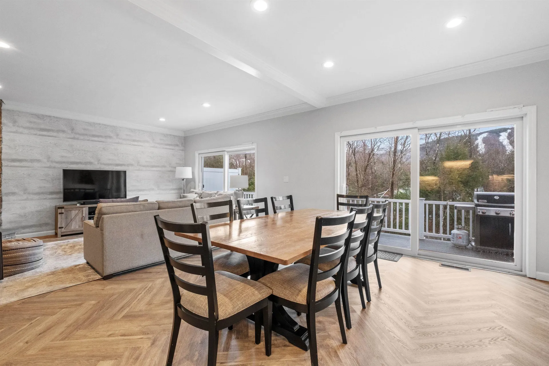 154 Woodland Loop Lincoln NH 03251