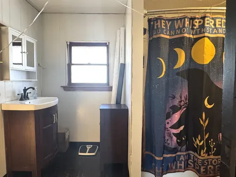 123 West End Avenue Newport City VT 05855