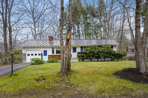 11 Cleveland Drive Portsmouth NH 03801