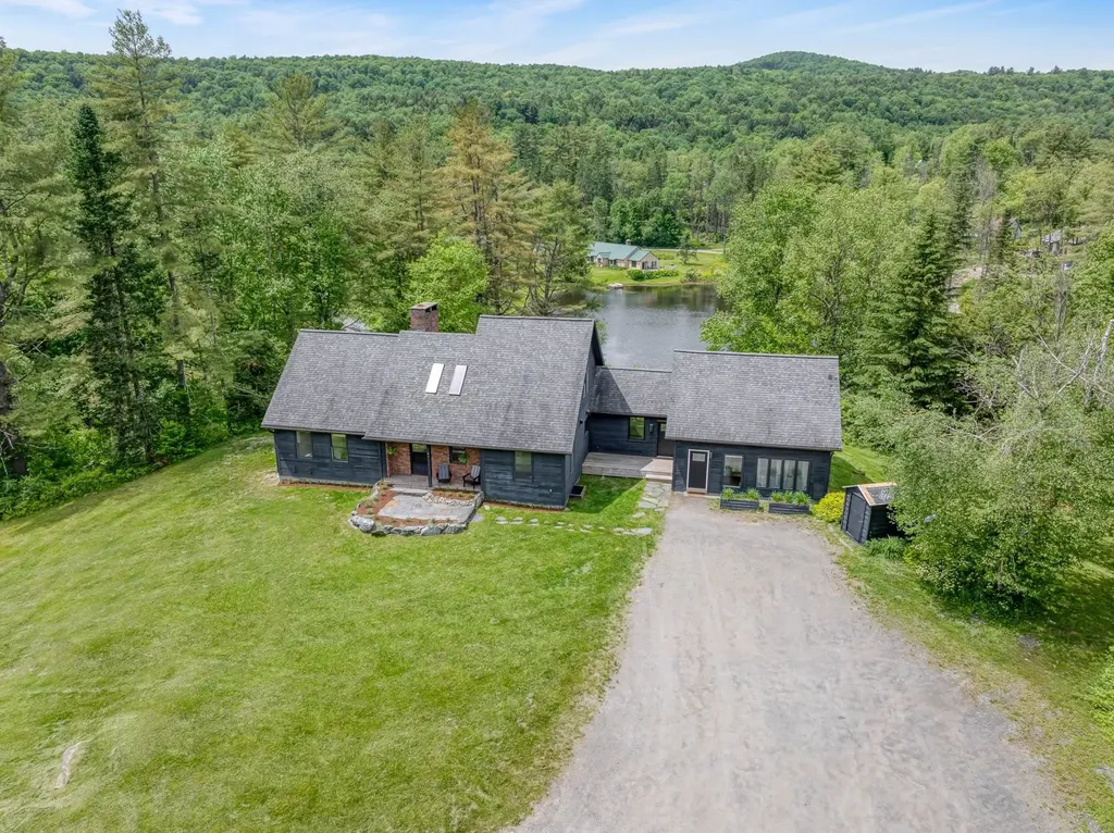 61 Mcallister Road Stowe VT 05672