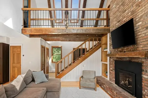 61 Mcallister Road Stowe VT 05672