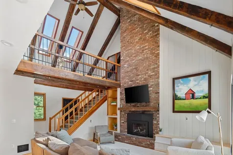 61 Mcallister Road Stowe VT 05672