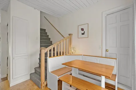 61 Mcallister Road Stowe VT 05672
