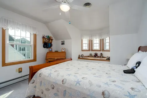 70 Glade Path Hampton NH 03842