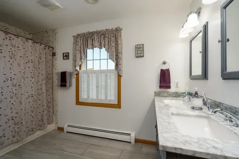 70 Glade Path Hampton NH 03842