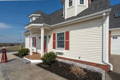 70 Glade Path Hampton NH 03842