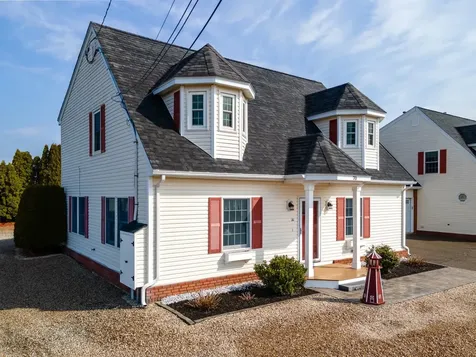 70 Glade Path Hampton NH 03842