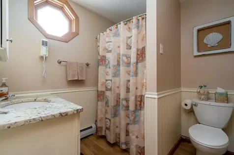 70 Glade Path Hampton NH 03842