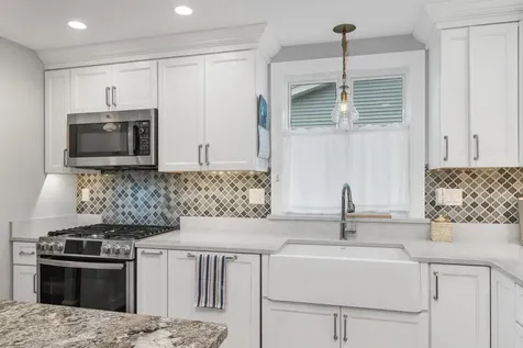 713 Ocean Boulevard Hampton NH 03842