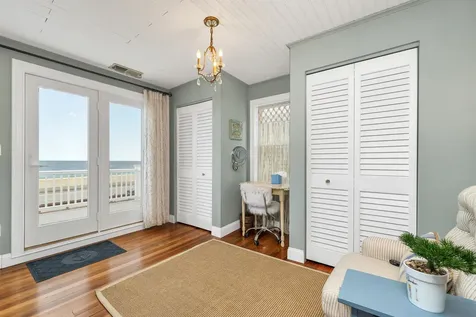 713 Ocean Boulevard Hampton NH 03842