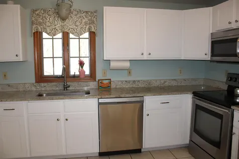 5 Pillsbury Pasture Road Kingston NH 03848