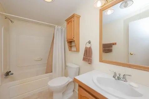 74 Eagle Drive Rochester NH 03868